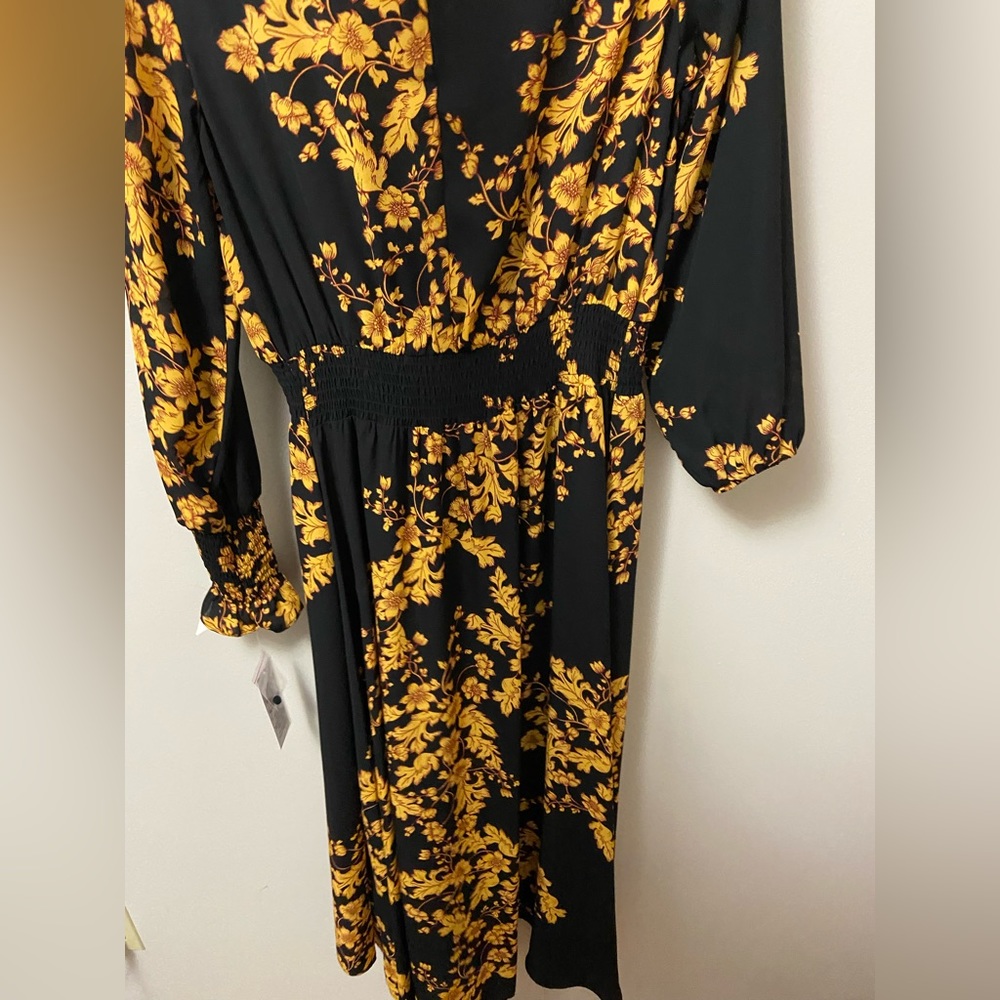 Black and Gold dress